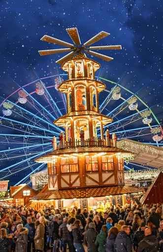 Pyramide Riesenrad Weihnachtsmarkt Meppen © Stadtmarketingverein WIM e.V.